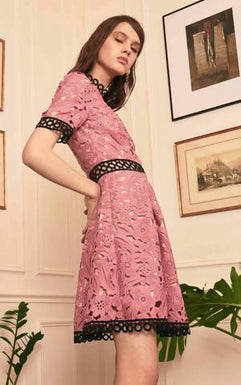 BOBBIN LACE DRESS IN ROSE
