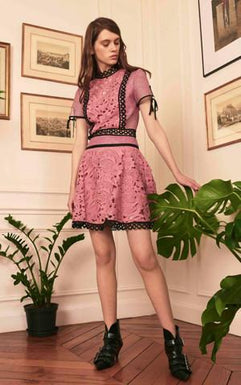 CUT & SEW LACE DRESS IN ROSE