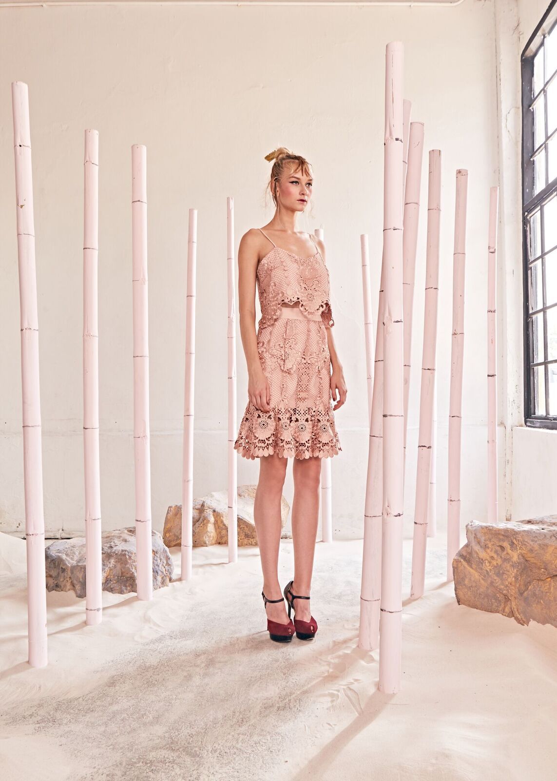 DAINTY PLUM BLOSSOMS TOP