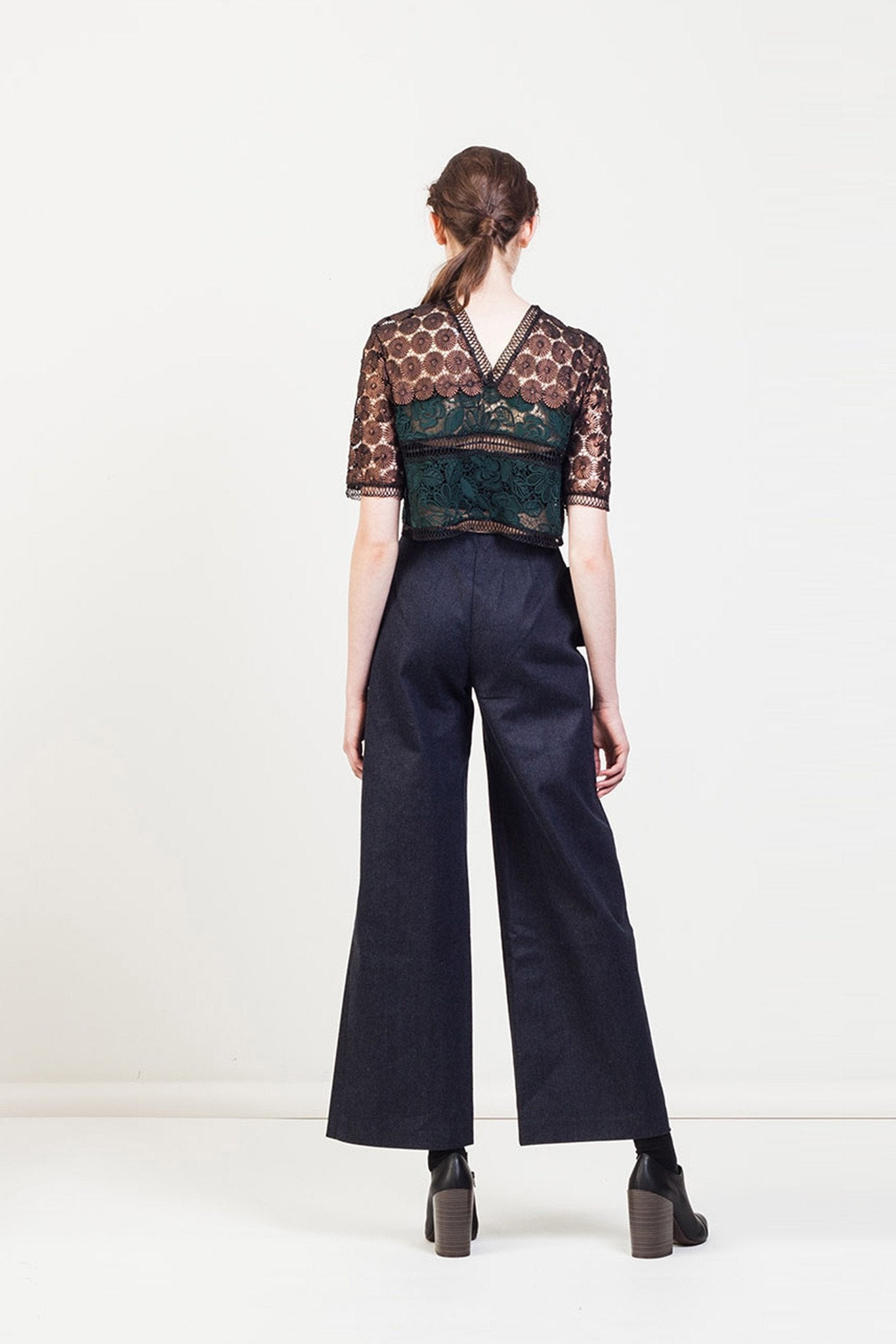 Crop Top In Guipure And Argentan Lace (Forest Green)