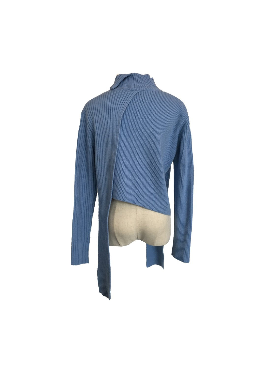 Swallow Tail Pull-over (Sky Blue)